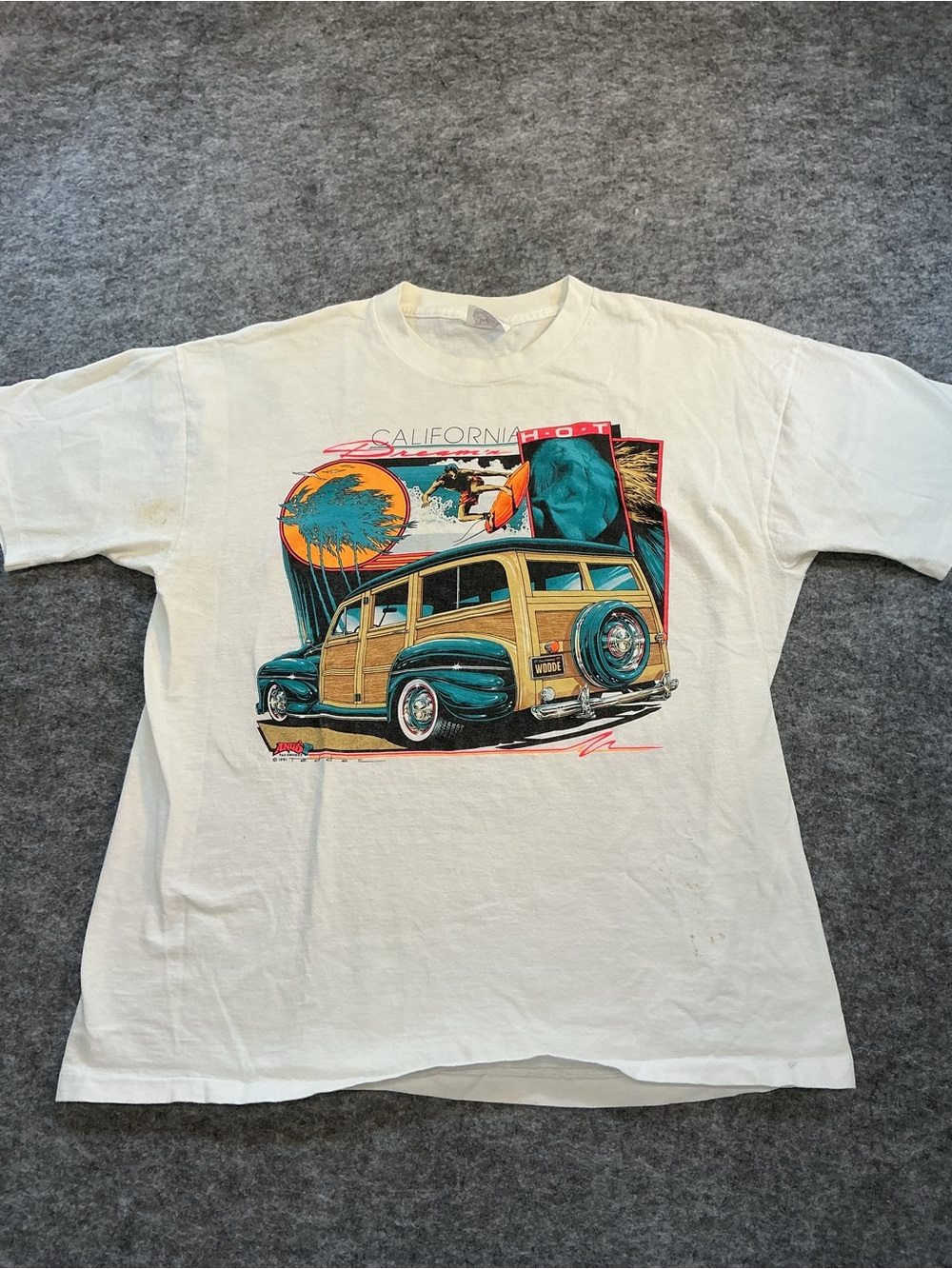 Andy’s Cream Graphic Men’s T-Shirt - California Surf Woody Print Size XL